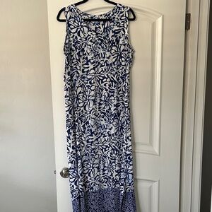Blue and White Sleeveless Hawaiian print Maxi Dress